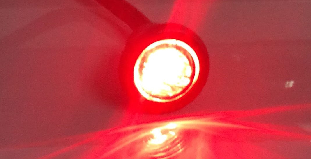 56480R  -  3/4" Red 3 LED Bullet Light w/ Grommet